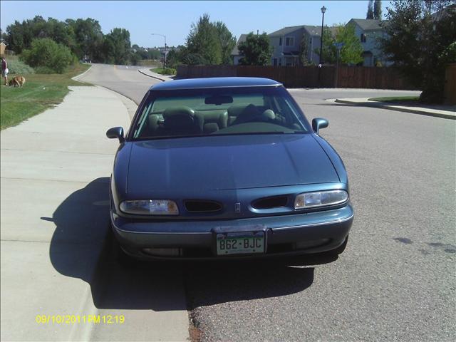 1996 Oldsmobile LSS Unknown