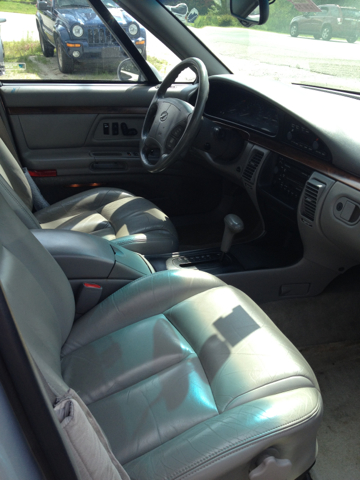 1998 Oldsmobile LSS Base