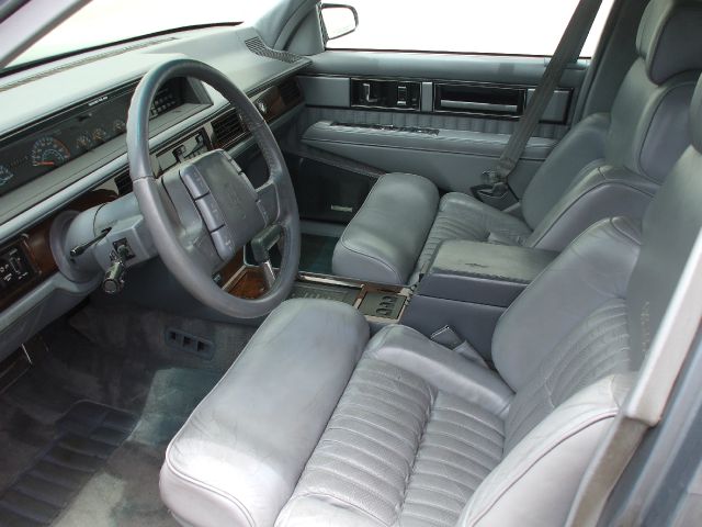 1990 Oldsmobile Ninety Eight 4dr S V6 Auto 2WD