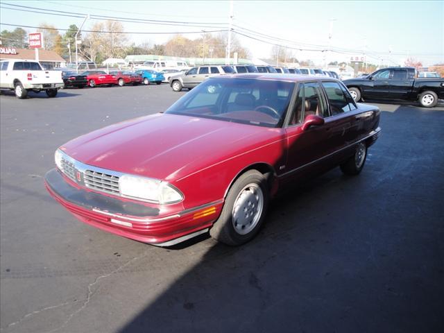 1994 Oldsmobile Ninety Eight Deluxe Sport