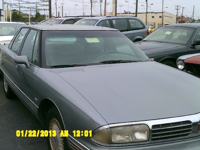 1994 Oldsmobile Ninety Eight 4dr Sdn I4