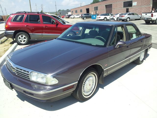 1995 Oldsmobile Ninety Eight 1999 SUV Luxury