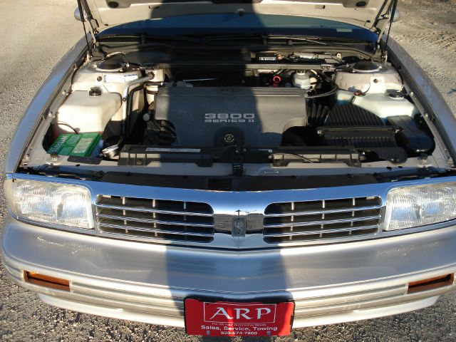 1997 Oldsmobile Regency Unknown