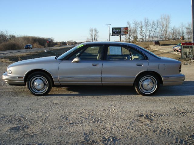 1997 Oldsmobile Regency Unknown