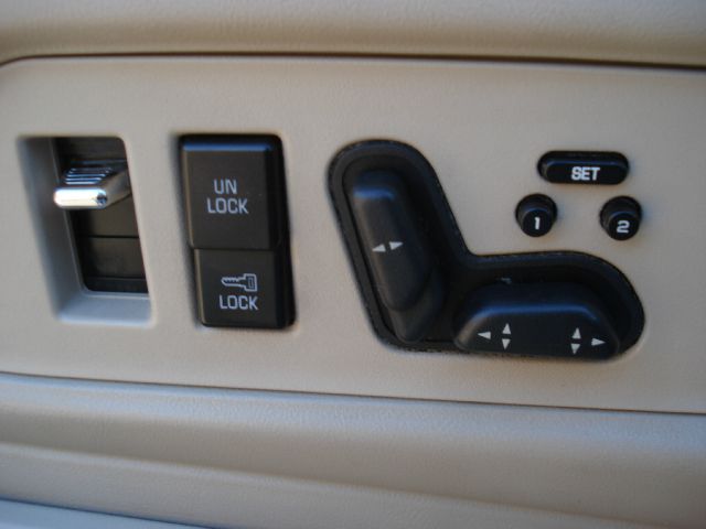 1997 Oldsmobile Regency Unknown