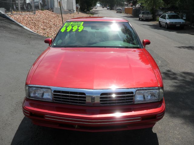 1997 Oldsmobile Regency Base