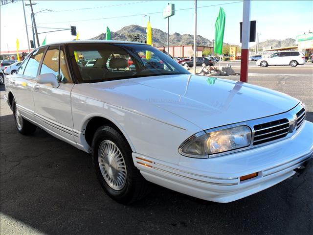 1998 Oldsmobile Regency Base