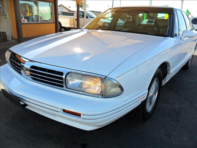 1998 Oldsmobile Regency Base