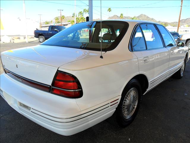 1998 Oldsmobile Regency Base