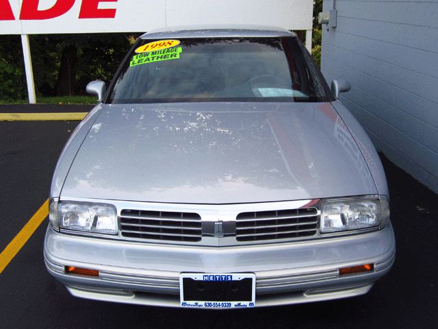 1998 Oldsmobile Regency Unknown