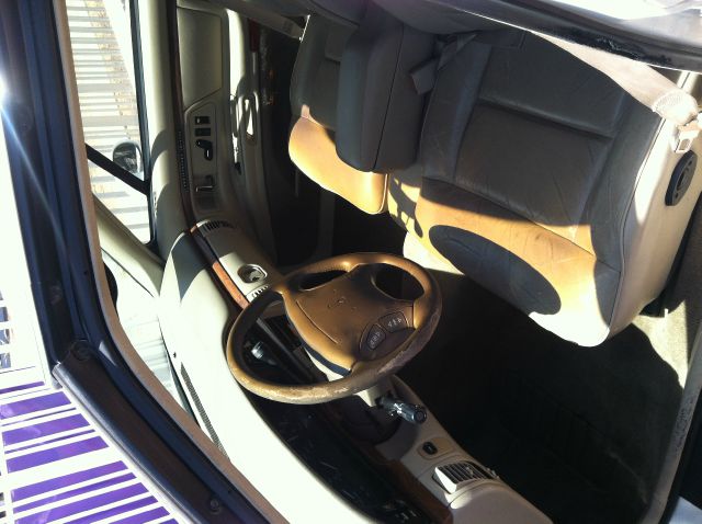 1999 Oldsmobile Regency LTZ 4WD W/sunroof