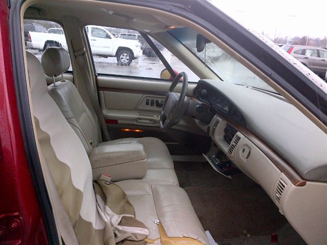 1999 Oldsmobile Regency Base