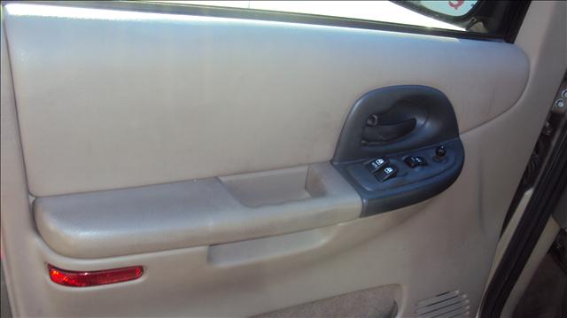 1998 Oldsmobile Silhouette 4dr Sdn 2.4L