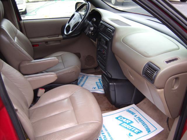 1998 Oldsmobile Silhouette GS 43