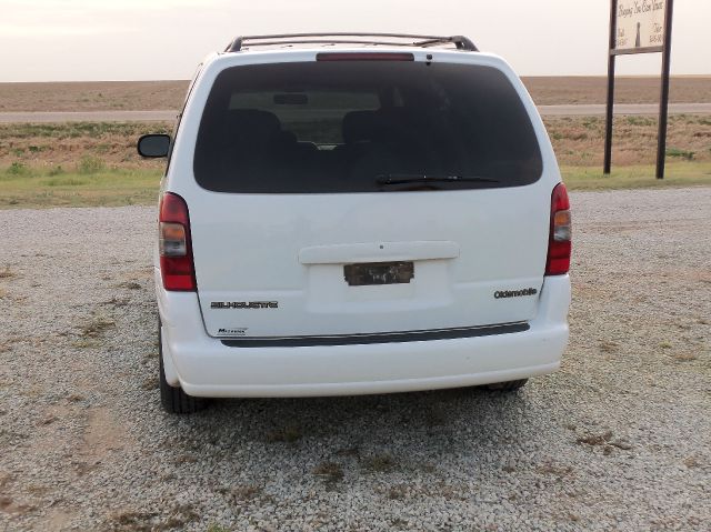 1998 Oldsmobile Silhouette GS 43