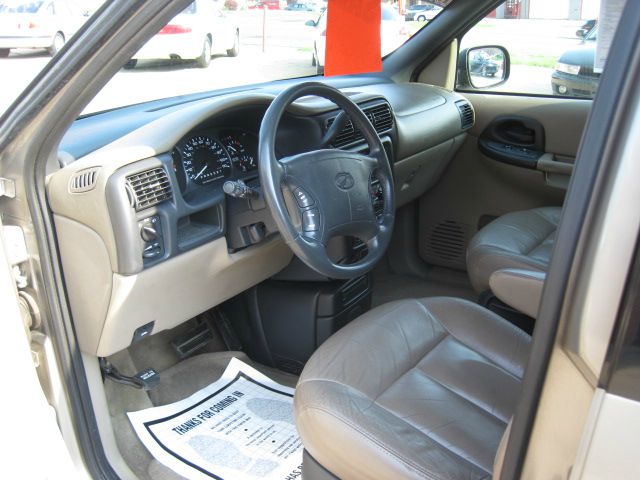 1999 Oldsmobile Silhouette EXL 7 Passenger AWD