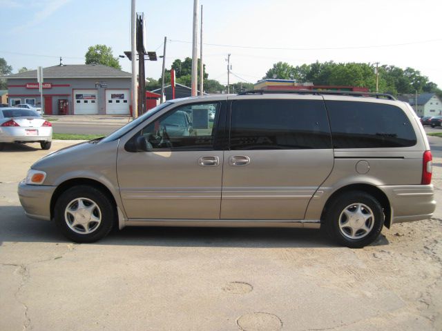 1999 Oldsmobile Silhouette EXL 7 Passenger AWD