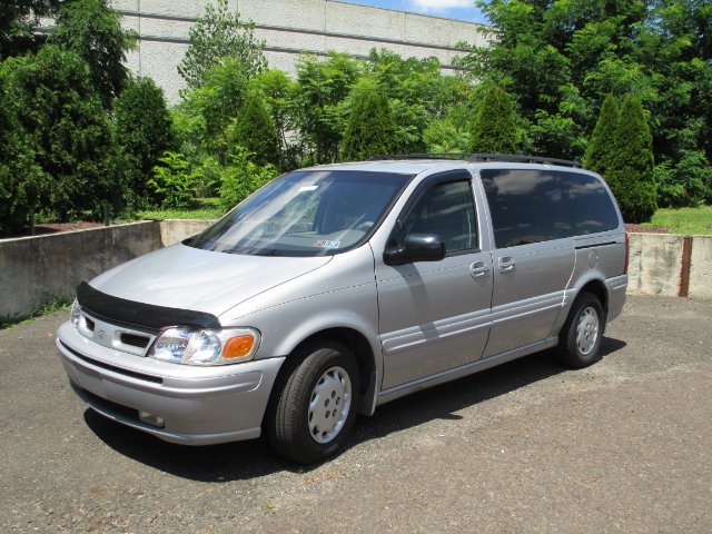 2000 Oldsmobile Silhouette S Sedan
