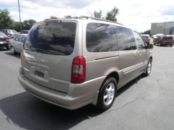 2001 Oldsmobile Silhouette S Sedan