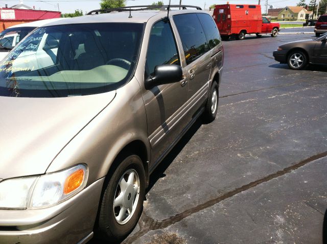 2001 Oldsmobile Silhouette S Sedan