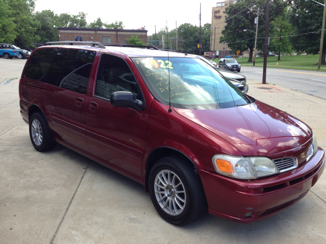 2002 Oldsmobile Silhouette EXL 7 Passenger AWD
