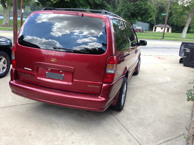 2002 Oldsmobile Silhouette EXL 7 Passenger AWD