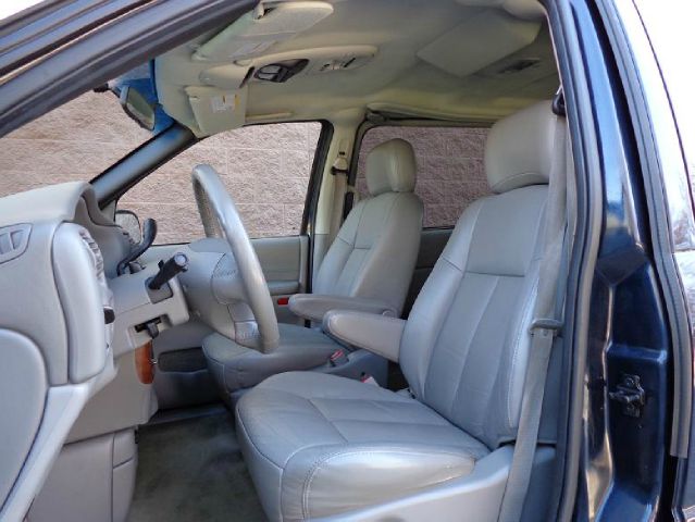 2002 Oldsmobile Silhouette S Sedan