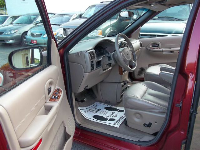 2002 Oldsmobile Silhouette EXL 7 Passenger AWD