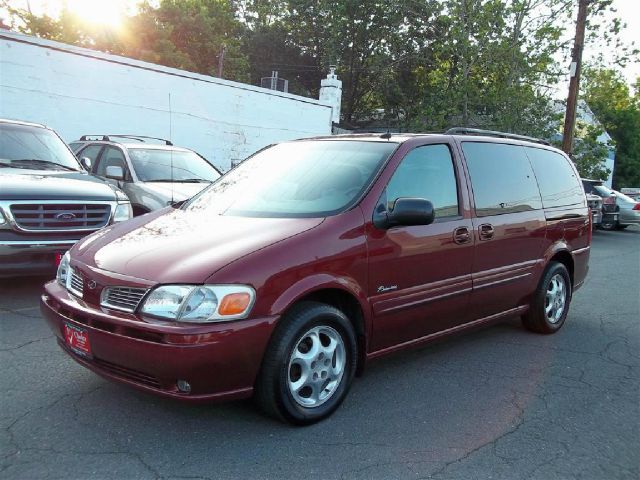 2002 Oldsmobile Silhouette EXL 7 Passenger AWD