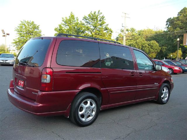 2002 Oldsmobile Silhouette EXL 7 Passenger AWD