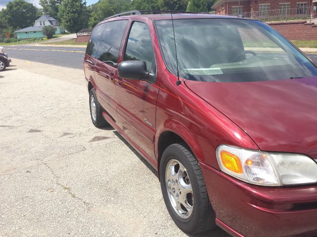 2002 Oldsmobile Silhouette EXL 7 Passenger AWD