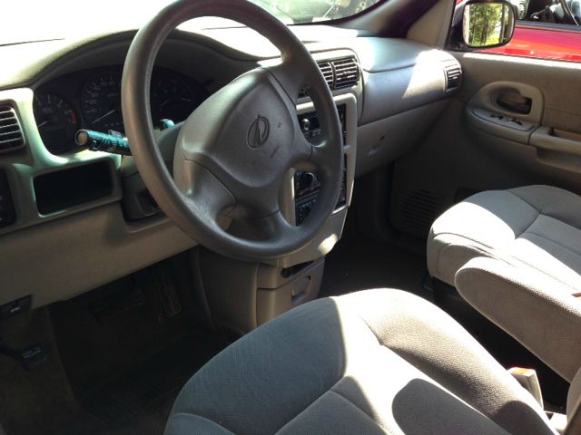 2002 Oldsmobile Silhouette S Sedan