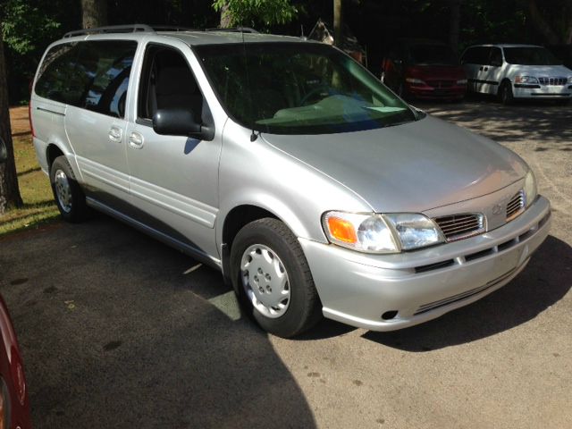 2002 Oldsmobile Silhouette S Sedan