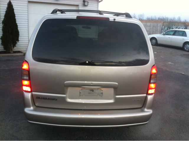 2002 Oldsmobile Silhouette S Sedan
