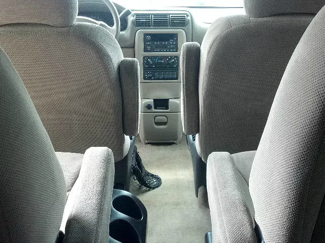 2003 Oldsmobile Silhouette S Sedan