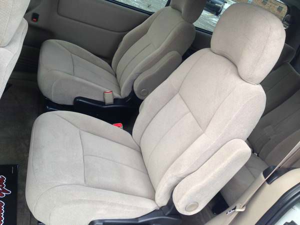 2003 Oldsmobile Silhouette S Sedan