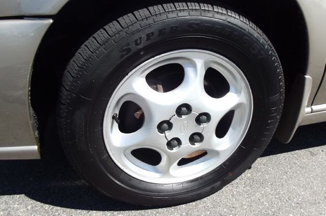 2003 Oldsmobile Silhouette EXL 7 Passenger AWD