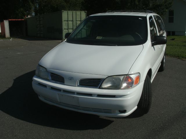 2003 Oldsmobile Silhouette S Sedan