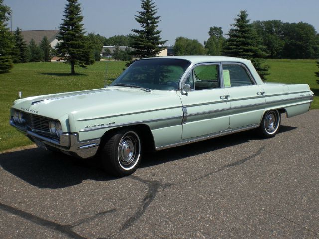 1962 Oldsmobile Super 88 EXT CAB LT
