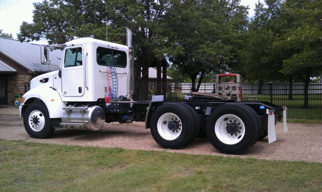2010 Peterbilt 338 Unknown