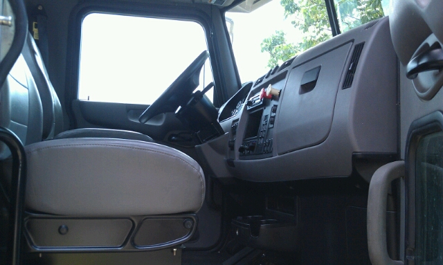 2010 Peterbilt 338 Unknown