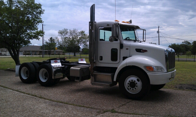 2010 Peterbilt 338 Unknown
