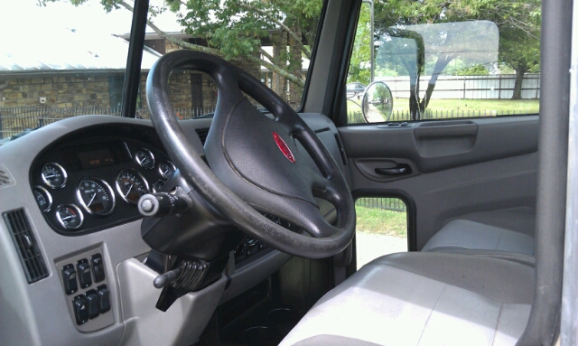 2010 Peterbilt 338 Unknown