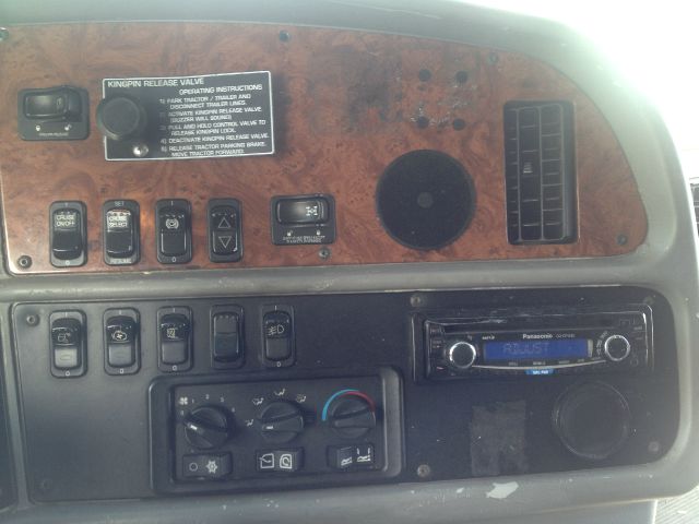 2007 Peterbilt 387 Unknown