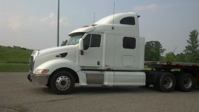 2006 Peterbilt 387 Conventional Unknown