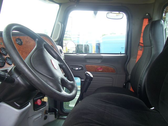 2009 Peterbilt 388 Unknown