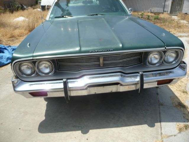 2014 Plymouth Acclaim Unknown