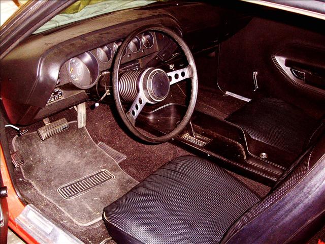 1973 Plymouth BARRACUDA Rampange Conversion - Custom Paintinterior