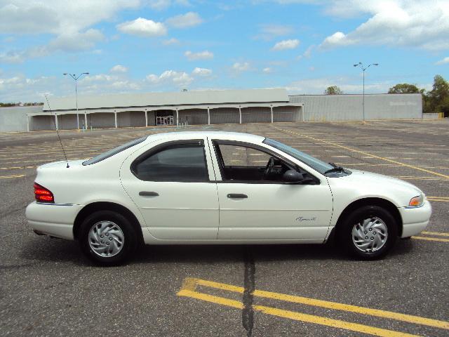 1997 Plymouth Breeze Base