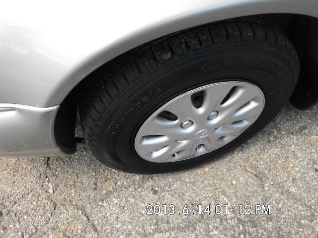 1997 Plymouth Breeze Base